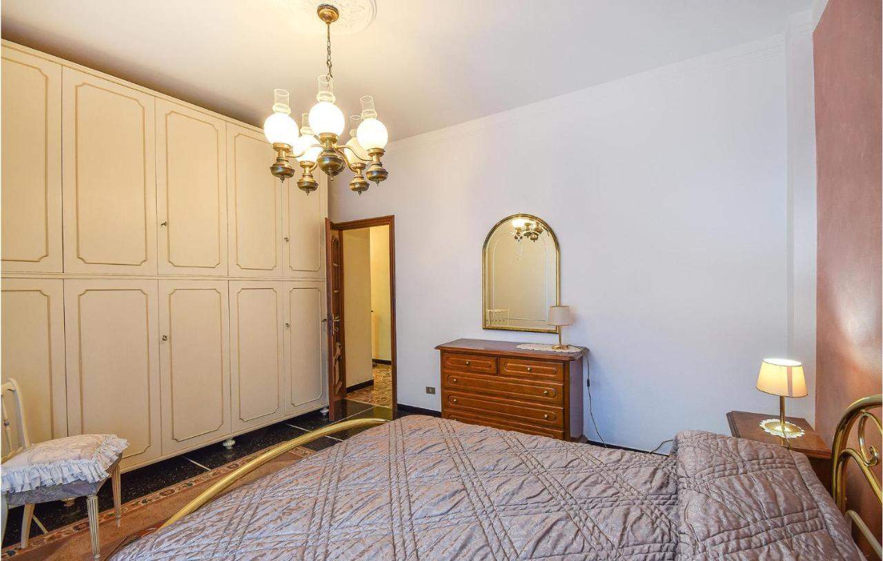 Appartamento 2 Bedroom Awesome In Genova